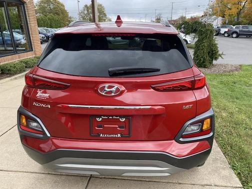 Photo 4 of 27 of 2020 Hyundai Kona Limited