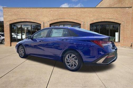 2025 Hyundai ELANTRA HEV Blue