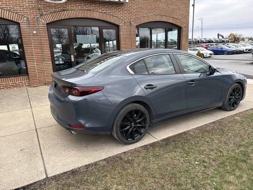 2023 Mazda Mazda3 2.5 S Carbon Edition