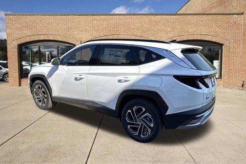 Pearl 2026 Hyundai TUCSON Hybrid Limited