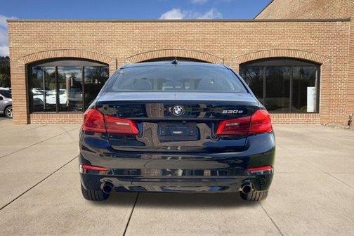 2020 BMW 530e xDrive iPerformance