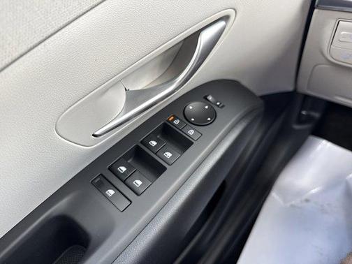 Pearl 2026 Hyundai TUCSON Hybrid SEL Convenience
