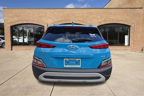 2023 Hyundai KONA SEL
