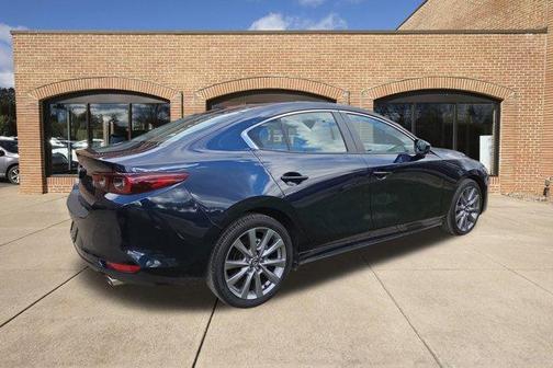 2024 Mazda Mazda3 FWD w/Preferred Package