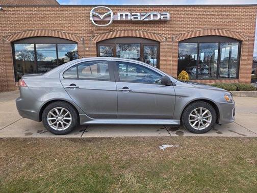 2016 Mitsubishi Lancer ES