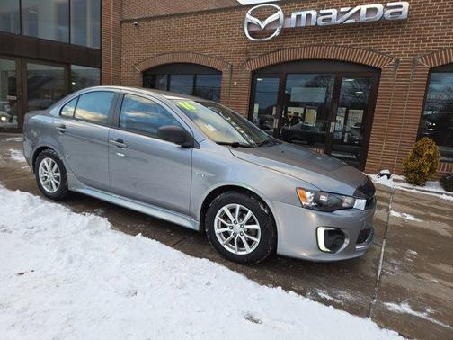 2016 Mitsubishi Lancer ES