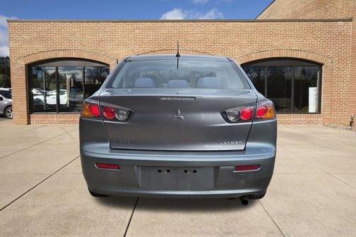2016 Mitsubishi Lancer ES