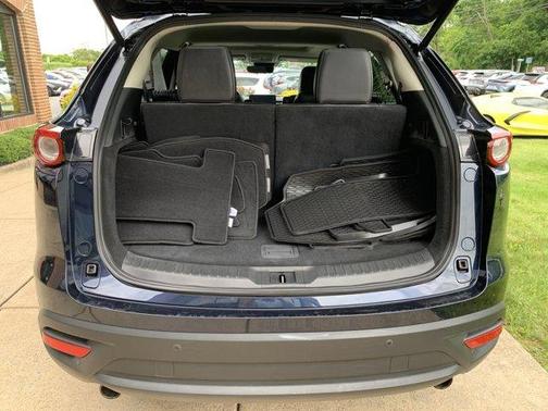 2022 Mazda CX-9 Touring Plus