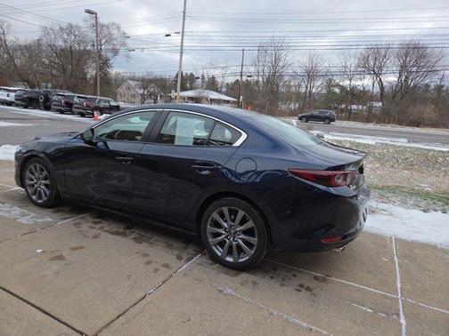 2024 Mazda Mazda3 FWD w/Preferred Package