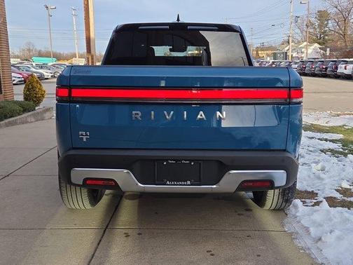 2023 Rivian R1T Adventure Package