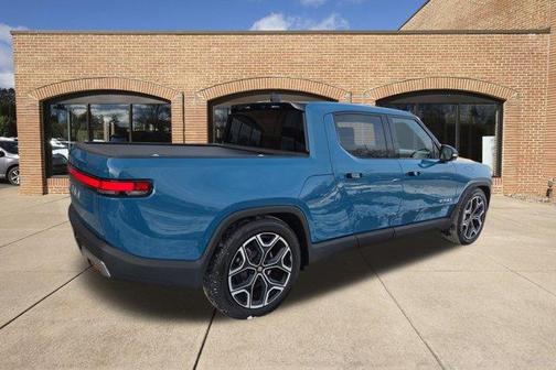 2023 Rivian R1T Adventure Package