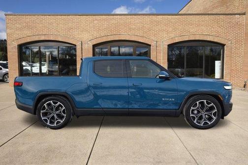 2023 Rivian R1T Adventure Package