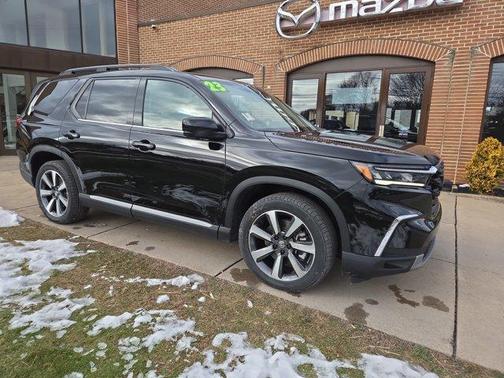 2023 Honda Pilot Elite