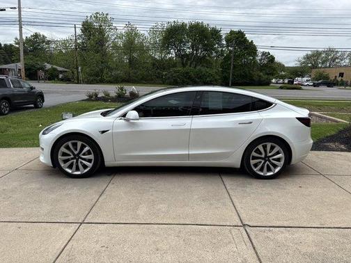 Pearl White Multi 2020 Tesla Model 3 Standard Range