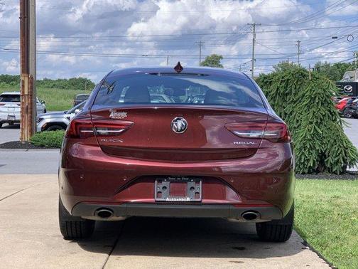 2018 Buick Regal Sportback Essence