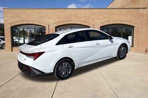 2026 Hyundai ELANTRA HEV Blue