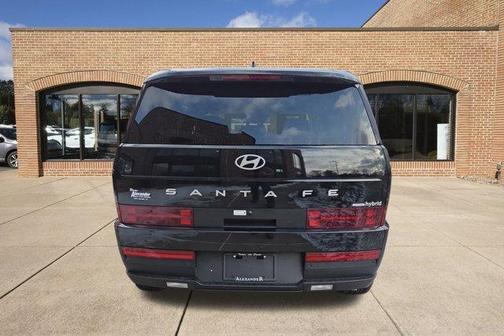2026 Hyundai SANTA FE HEV SE