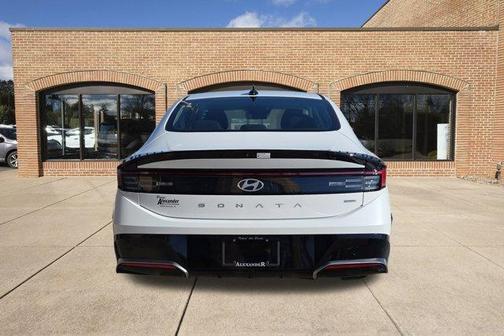 2025 Hyundai SONATA SEL