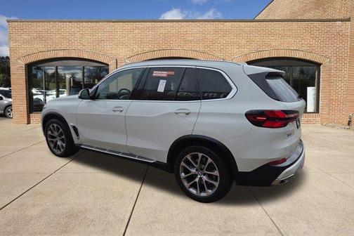 2025 BMW X5 xDrive40i