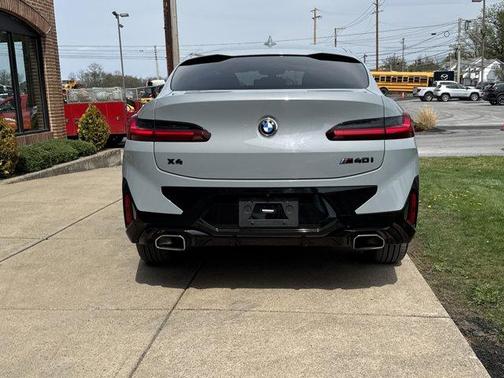 Gray Metallic 2022 BMW X4 xDrive30i
