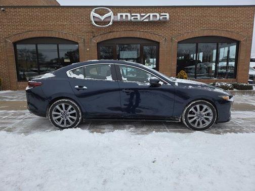 2025 Mazda Mazda3 FWD w/Preferred Package