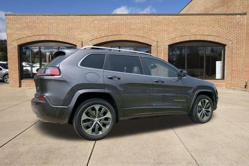 2019 Jeep Cherokee Overland