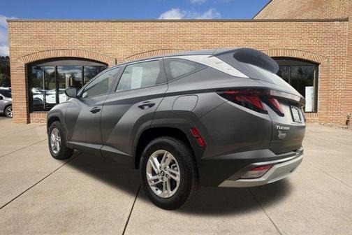 2025 Hyundai TUCSON SE