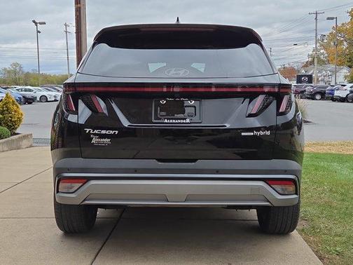 2025 Hyundai TUCSON Hybrid Limited