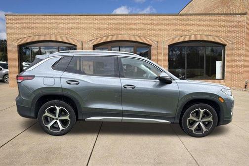 Platinum Gray Metallic 2026 Volkswagen Tiguan 2.0T SE