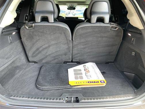 2024 Volvo XC90 B6 Plus Bright Theme 7-Seater
