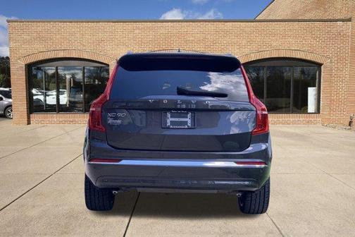 2024 Volvo XC90 B6 Plus Bright Theme 7-Seater