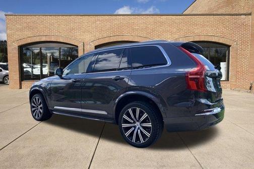 2024 Volvo XC90 B6 Plus Bright Theme 7-Seater