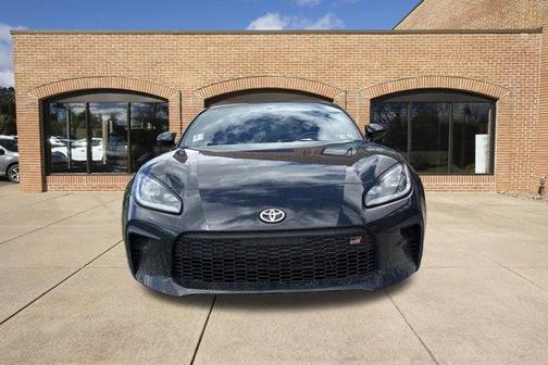 Raven Black 2022 Toyota GR86 Premium