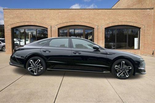 2025 Hyundai SONATA N Line