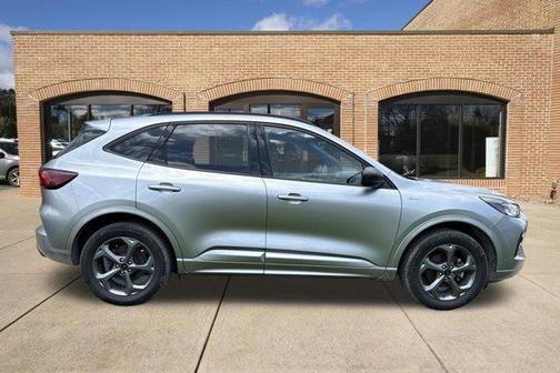 Silver Metallic 2024 Ford Escape ST-Line