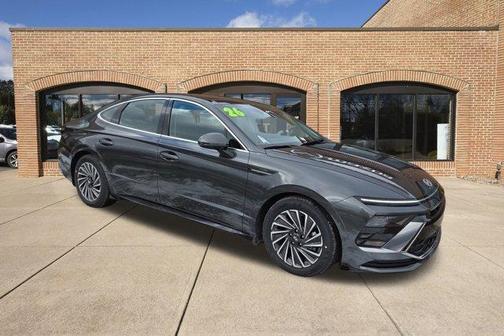 2026 Hyundai SONATA Hybrid SEL