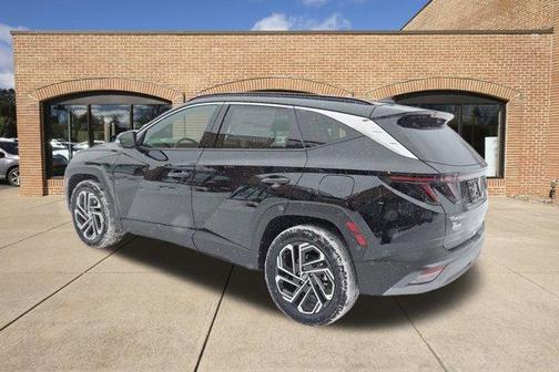 Phantom Black 2026 Hyundai TUCSON Limited