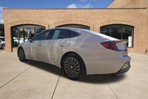 2023 Hyundai SONATA Hybrid SEL