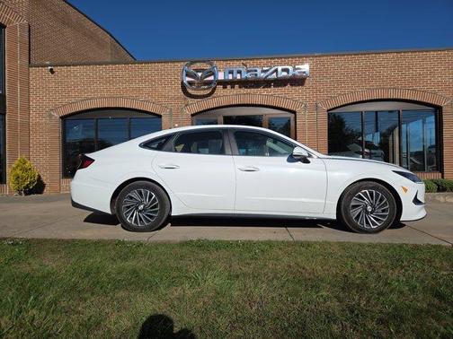 2023 Hyundai SONATA Hybrid SEL