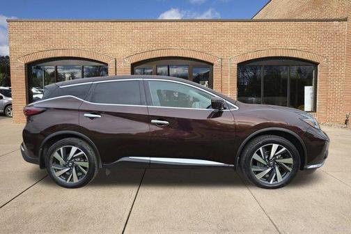2022 Nissan Murano SL