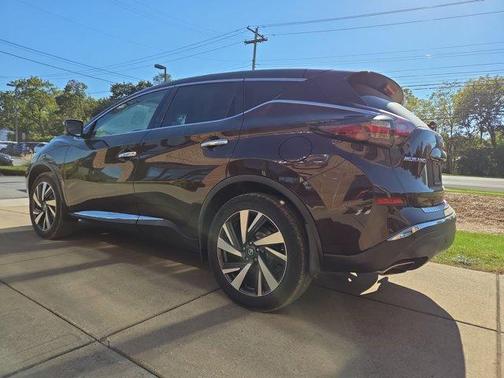 2022 Nissan Murano SL