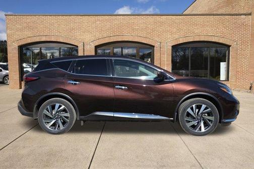 2022 Nissan Murano SL