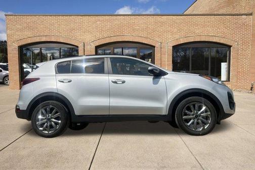 2022 Kia Sportage Nightfall