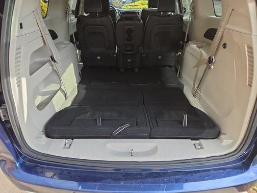 2020 Chrysler Pacifica Touring-L
