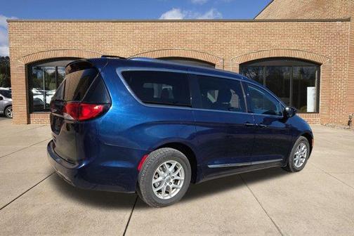 2020 Chrysler Pacifica Touring-L