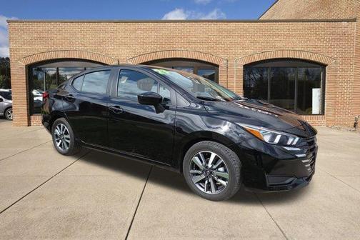 2023 Nissan Versa 1.6 SV