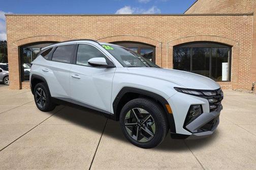 2026 Hyundai TUCSON Hybrid SEL