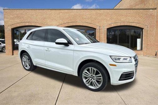 Ibis White 2018 Audi Q5 2.0T Tech Premium