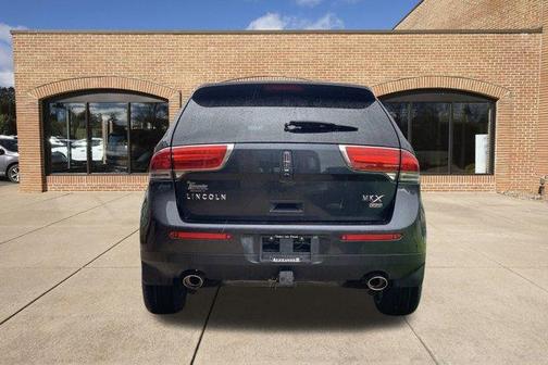2013 Lincoln MKX Base