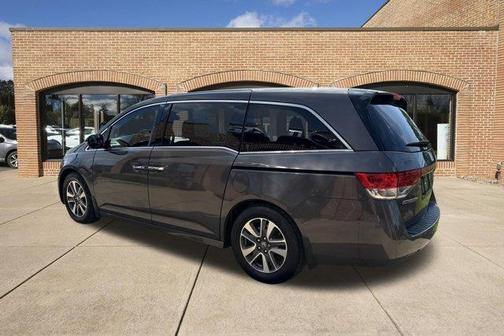 Modern Steel Metallic 2014 Honda Odyssey Touring